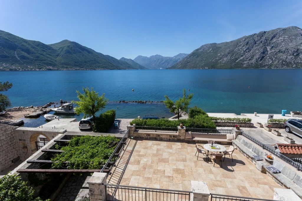 Villa Dena Bay of Kotor