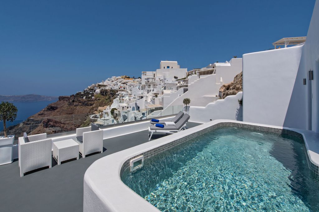 Honeymoon Pool Suite at Pegasus Suites Santorini