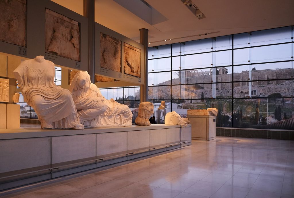 1596-Acropolis Museum Athens.jpg