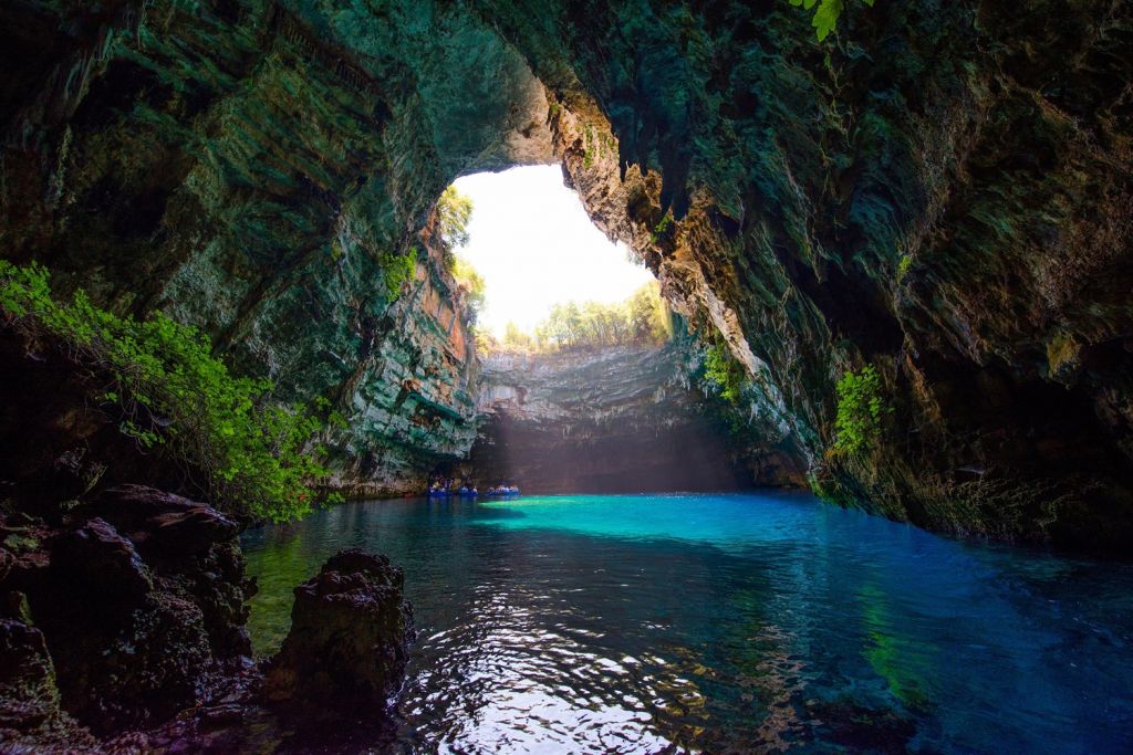 melissani cave Kefalonia