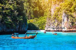 Tropical island getaways around Phuket