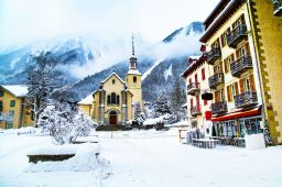 A ski vacation travel to Mont Blanc