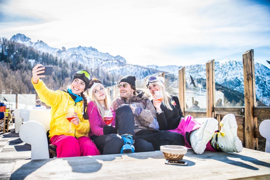 The Best Apres ski in the Alps 1