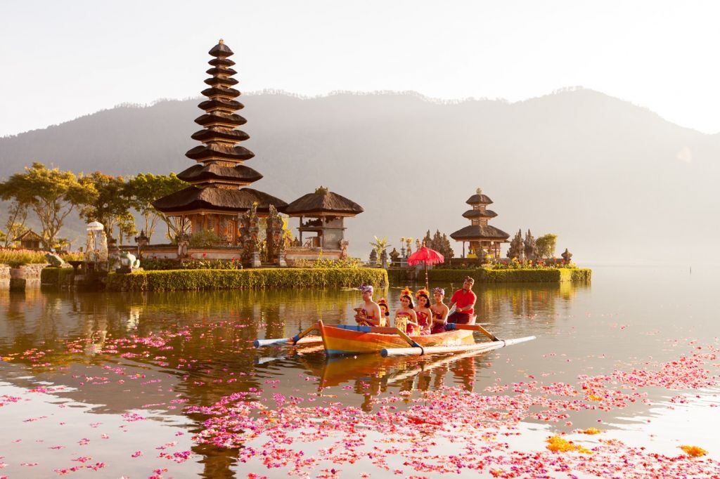 Bali. Your perfect honeymoon destination. 1