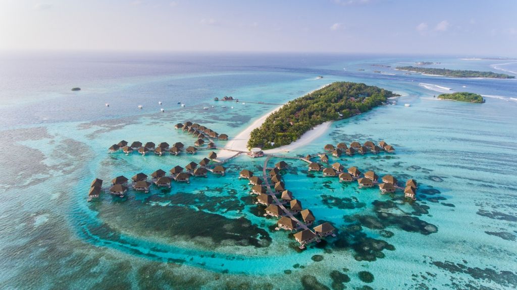 resorts maldives