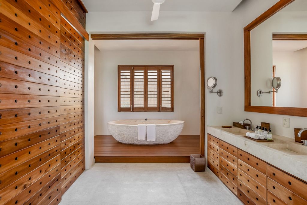 Casa-Ikal-Tulum-bathroom