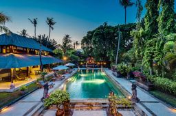 Villa Batujimbar is the epitomizing of Balinese style