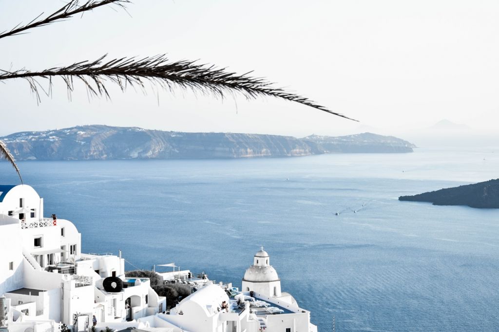 the most instagrammable spots in Santorini 1