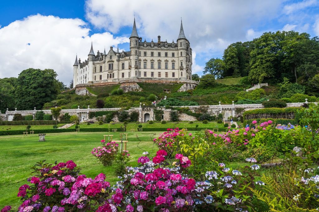 dunrobin castle Scotland