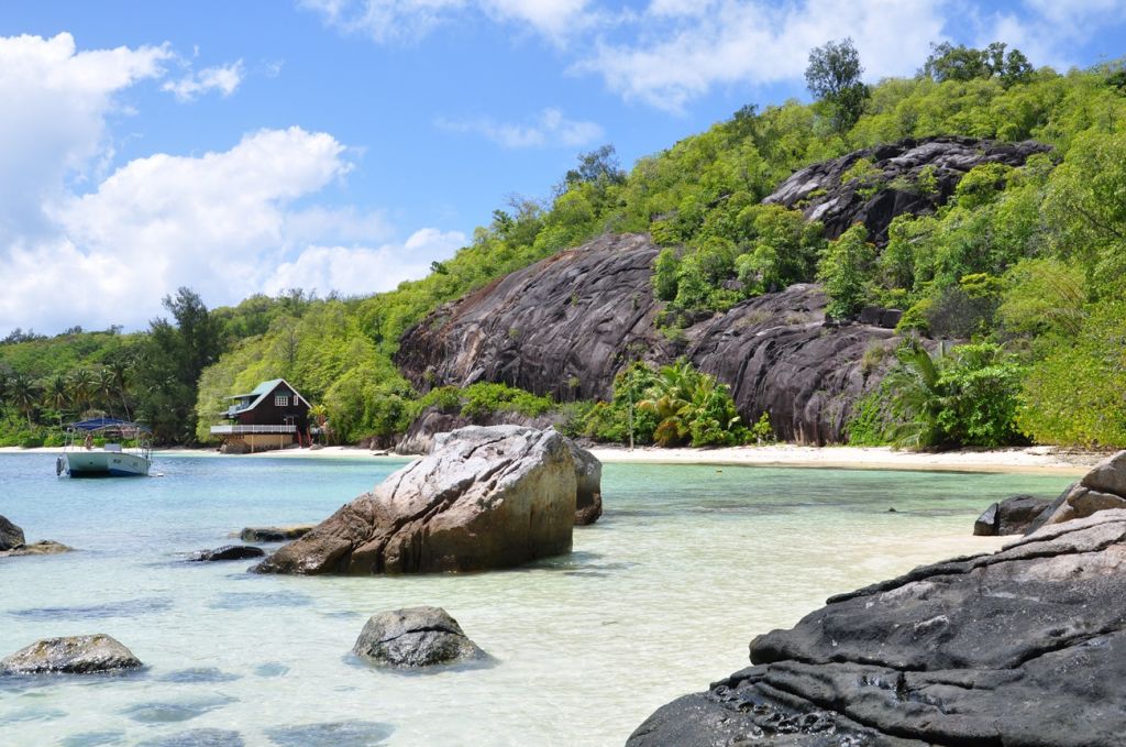 hopping Seychelles