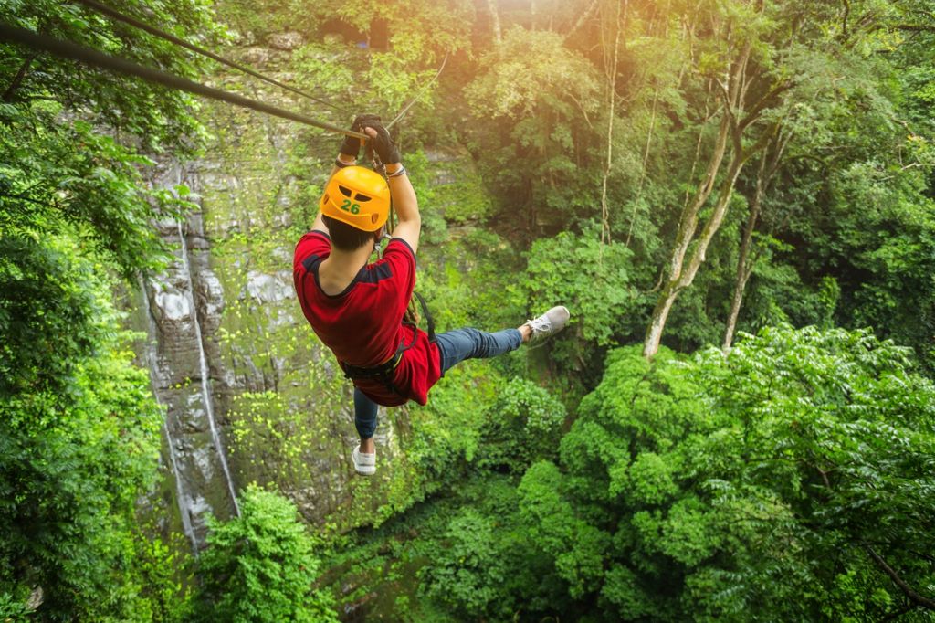 zip lining Seychelles