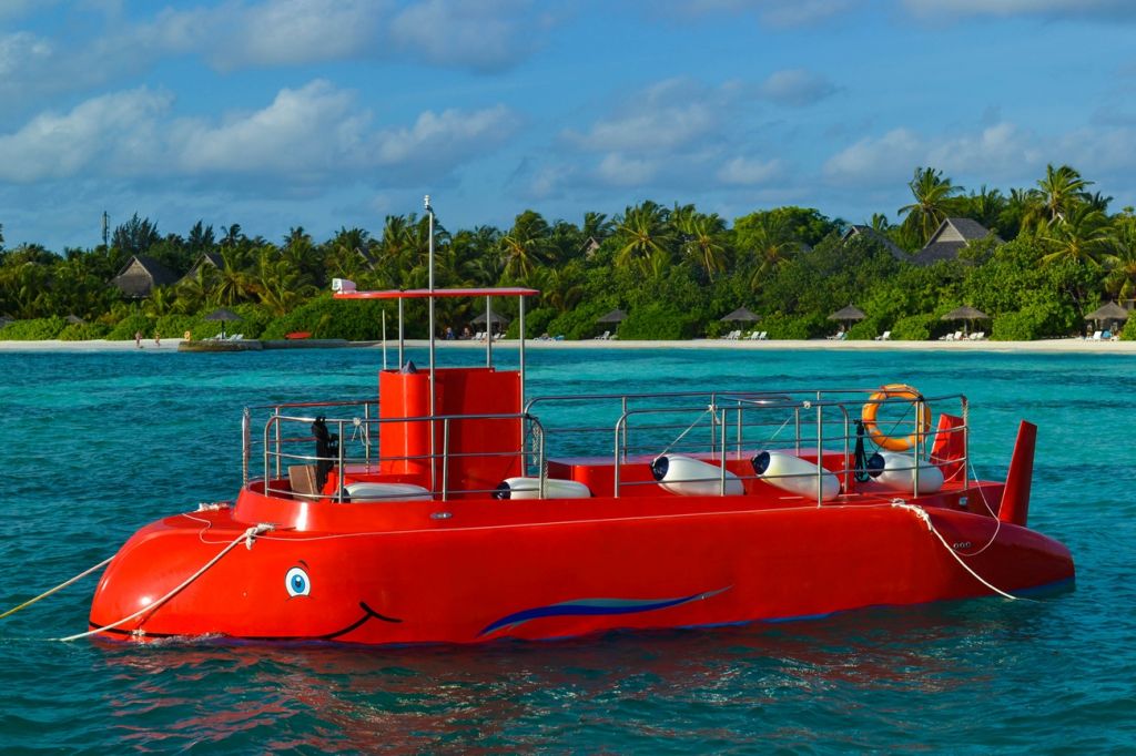 submarine Maldives