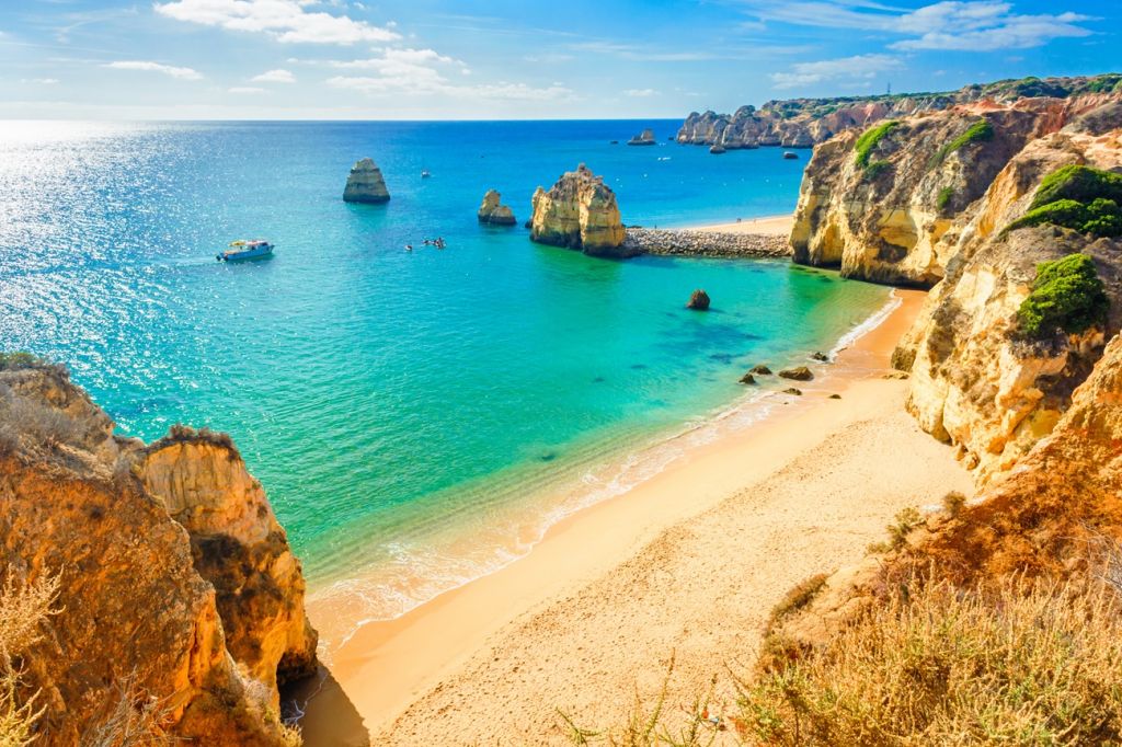 Praia-da-Rocha-beach-Portugal