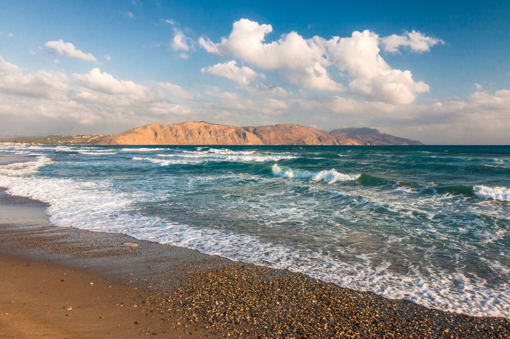 rethymno city beach